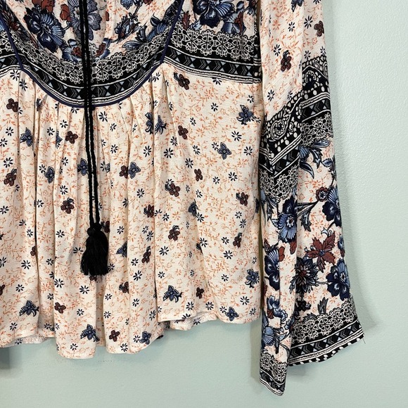 BELLISIMA Tunic S Boho Floral Keyhole Tassel Tie Pleated Dolman Sleeves Pink NWT - Picture 6 of 9